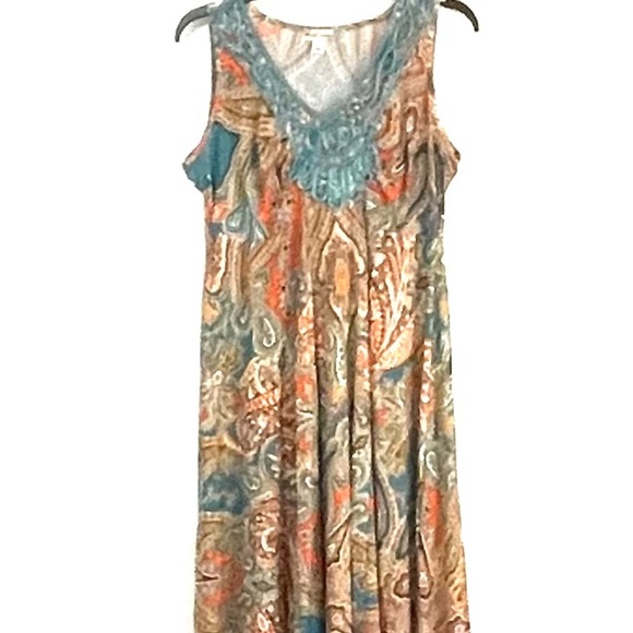 World Unity High-Low Embroidered Neckline Dress - Picture 10 of 13